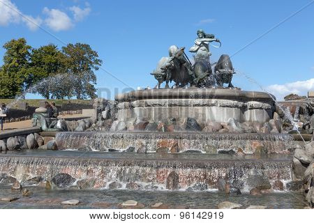 Gefion Fountain Completely