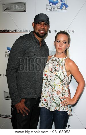 SAN DIEGO - JUL 16:  Kendra Wilkinson, Hank Baskett at the 9th Annual Celebrity Bowl for Charity at the Lucky Strike on July 16, 2015 in Los Angeles, CA