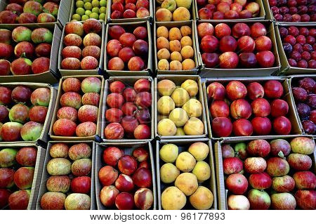 Apples in crates at Thailand market