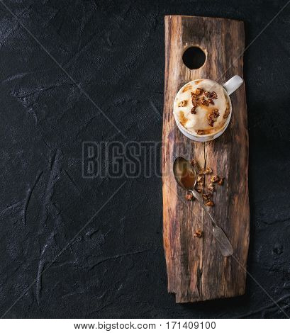 Caramel Ice Cream With Sauce