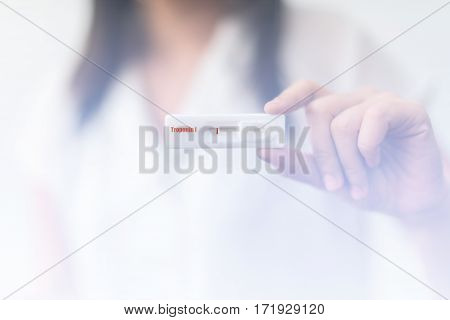 Rapid Test Cassette For Troponin I Test(cardiac Profile) ,the Result Showed Negative