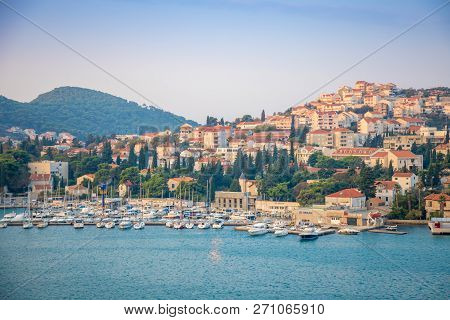 Dubrovnik, Croatia - 20.10.2018: View Of The New Part Of The City Of Dubrovnik In Croatia
