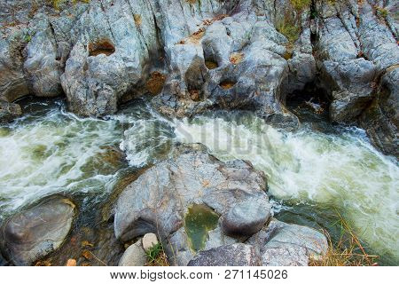 Wang Kwaai (khway) Peuak Waterfall At Omkoi, Chiang Mai, Thailand. Tides Severe Flow Through The Roc