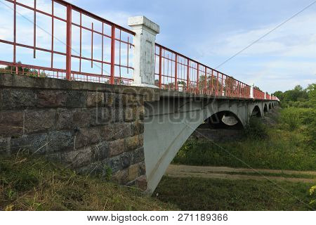 The Old Bridge Of The Kasari River Was Built In 1904. This 308 M Long And 7 M Wide Bridge Was Once T