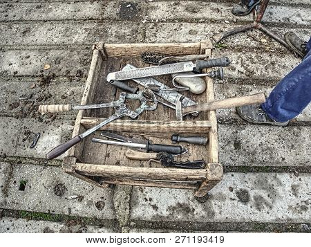 Tools In Blacksmiths Workshop. Hammer, Hoof Knife, Hoof Rasp, Rough File, Whetstone. Nesessary Equip