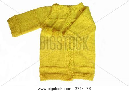 Casaquinho amarelo sobre fundo branco