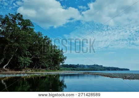 Lolits Village, Espiritu Santo Island / Vanuatu - Aug 10 2016 : Beautiful Stunning Tropical Paradise