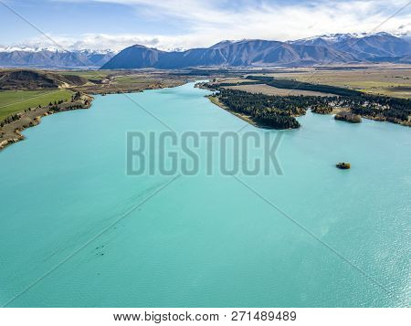 The Beautiful Lake Ruataniwha