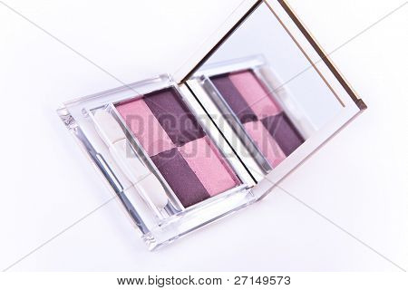 sombras conjunto com pincel sobre fundo branco