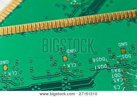 DDR2 muistimoduuli lähikuva