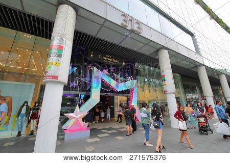 Singapore - November 17, 2018: Unidentified People Visit 313summerset Shopping Mall In Orchard Road 