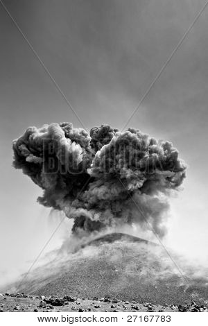 Anak Krakatau vybuchnout
