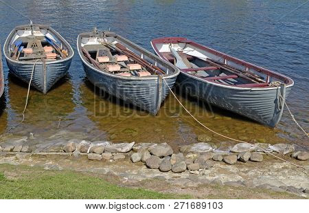Boatmen Moored To The Shore And Left The Boat Here.