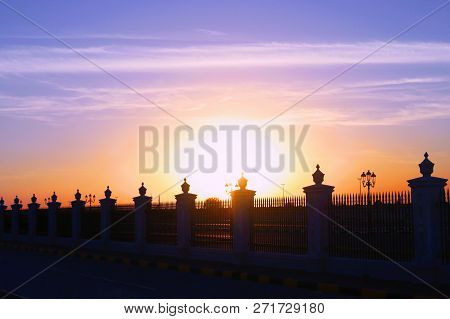 Urban Sunset Is A Very Cool Phenomenon