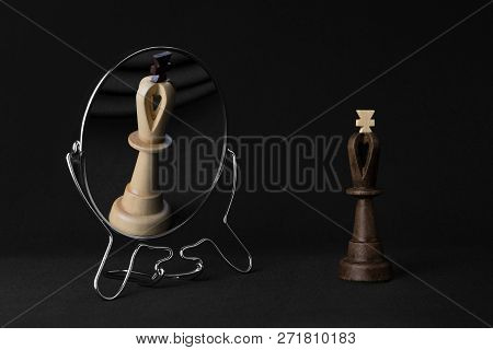 Black King Sees The White King In The Mirror