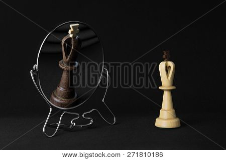 White King Sees The Black King In The Mirror