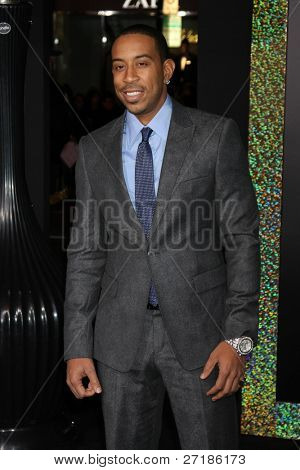 LOS ANGELES - 5 de DEC: Chris Bridges aka Ludacris llega en el estreno mundial de 