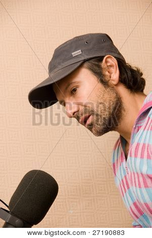 BARNAUL, Rusko - 27. září: Svyatoslav Vacarchuk zpěv známé skupiny ukrajinských 