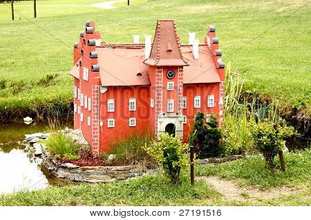 Modelo do Castelo Cervena Lhota