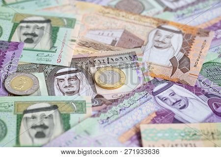 Collection of Saudi Arabia Riyal banknotes