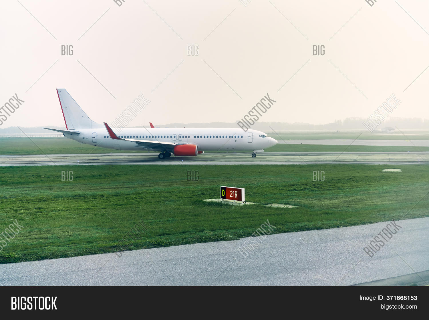 White Airplane Image & Photo (Free Trial) Bigstock