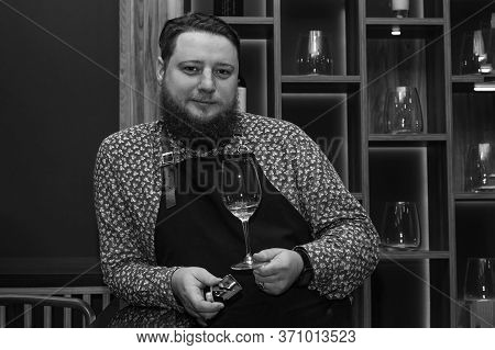 Sommelier, Cavist. Training In School Sommelier. Wine School. Wine Tasting. Tinted.