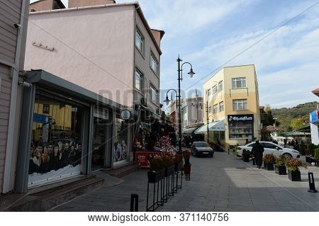 Istanbul,turkey - November 4, 2019:eyup Iskele Street In The Eyupsultan District Of Istanbul. Turkey