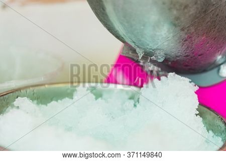 Ice Come Out Of Shaved Ice Machine, Making Thai Shaved Ice Desssert.