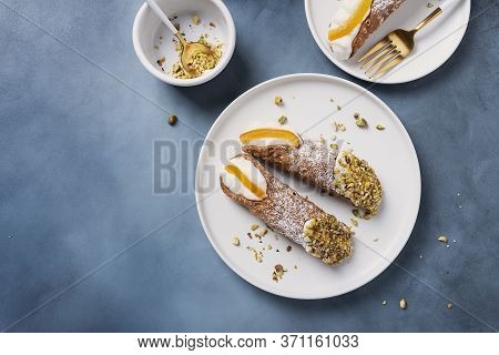Traditional Italian Dessert Cannoli Siciliani