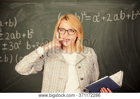 Effective Teaching Involve Acquiring Relevant Knowledge About Students. What Make Great Teacher. Pri