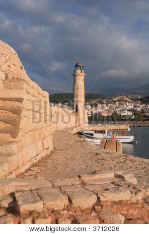 Rethymnon farol na noite