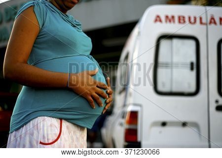 Salvador, Bahia / Brazil - August 8, 2014: Pregnant Woman Is Seen At The Entrance Of The Bahia Perin