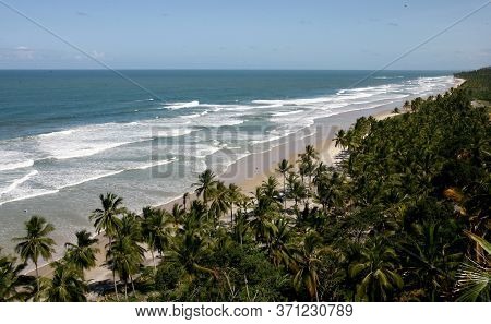 Itacare, Bahia / Brazil - January 12, 2012: View Of The Havaizinho Beach In Itacare. The Place Is Be