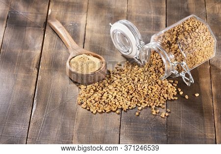 Fenugreek Seeds And Powder - Trigonella Foenum - Graecum