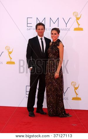 LOS ANGELES - 23 de setembro: Seth Meyers chega 2012 Emmy Awards, no Nokia Theater, em 23 de setembro,