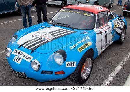 Bordeaux , Aquitaine / France - 06 10 2020 : Alpine Berlinette A110 Racing Blue Sports Car In Rallye