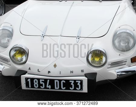 Bordeaux , Aquitaine / France - 06 10 2020 : Alpine Berlinette A110 Front Of White Sport Car And Hea