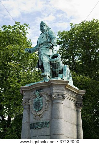 Standbeeld van Peter Wessel Tordenskjold