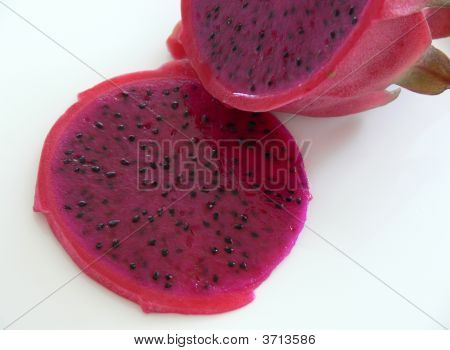 Fruit du Dragon rose