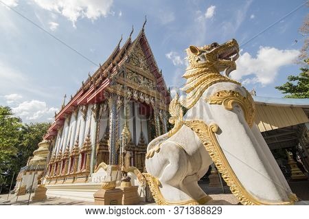 Thailand Mae Sot Wat Aranyakhet Temple