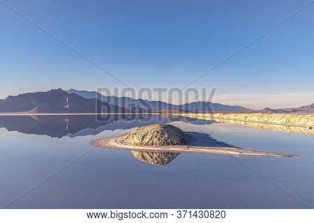 Small Island In The Bonnievale Salt Flats, Utah