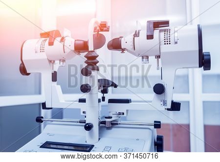 Synoptophore And Strabismus Treatment. Squint Test Orthoptics
