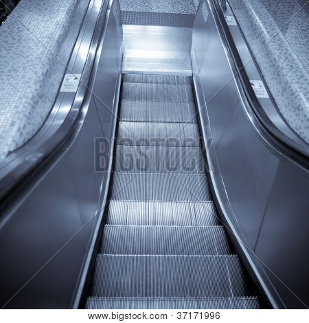 Nowoczesne czynności ruchomych schodach biznes