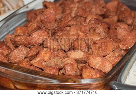 Fried Pork Cooked With Tomato In Sauce