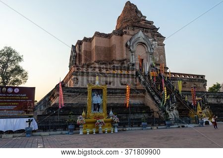 Chiang Mai Thailand-10 January 2020:wat Chedi Luang Temple,built During The Reign Of Phaya Saen Muea