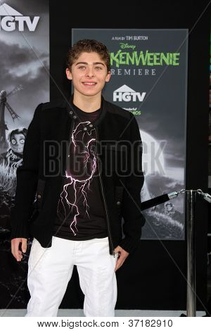 LOS ANGELES - SEP 24: มา Ryan Ochoa ถึงที่โกร 