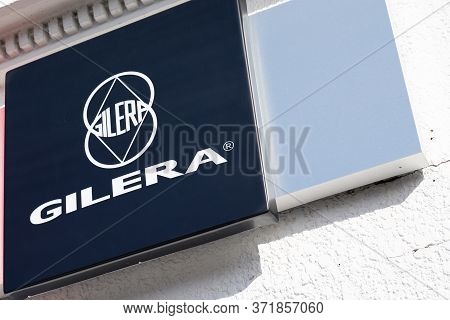 Bordeaux , Aquitaine / France - 11 13 2019 : Gilera Logo Sign Dealership Shop Italian Motorcycle Man