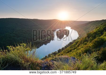 Beautiful Sunset On The River. Top View On The Islands Of Yin-yan On The Dniester River (dnestr). Na