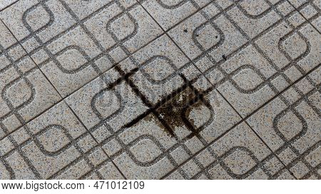 Engine Oil Leakage On Image & Photo (Free Trial) | Bigstock