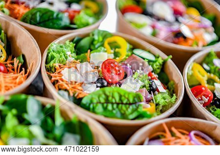 Paper Boxes With Pre-packaged Vegetable Salads Ready For Sale